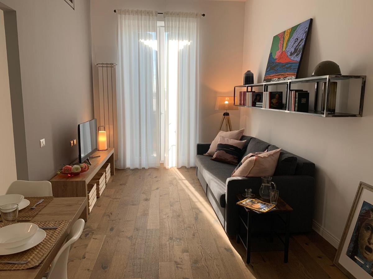 The Quality Apartment Napoli ภายนอก รูปภาพ