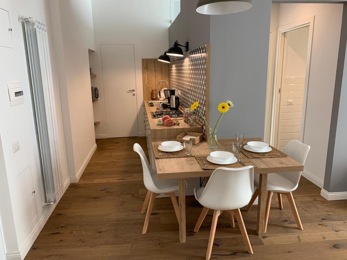 The Quality Apartment Napoli ภายนอก รูปภาพ